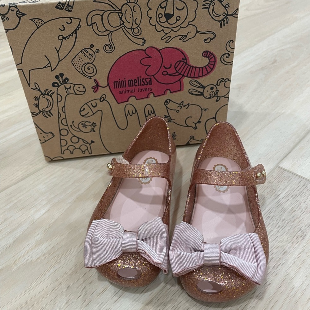 Mini Melissa bow shoe